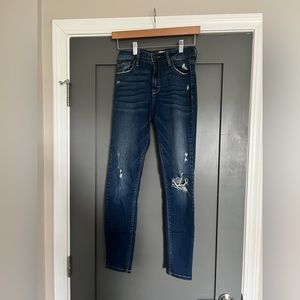 Hidden Mid-Rise Distressed Skinny Jeans